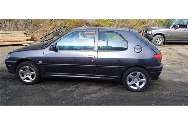 peugeot 306 (7b, n3, n5) del año 2001