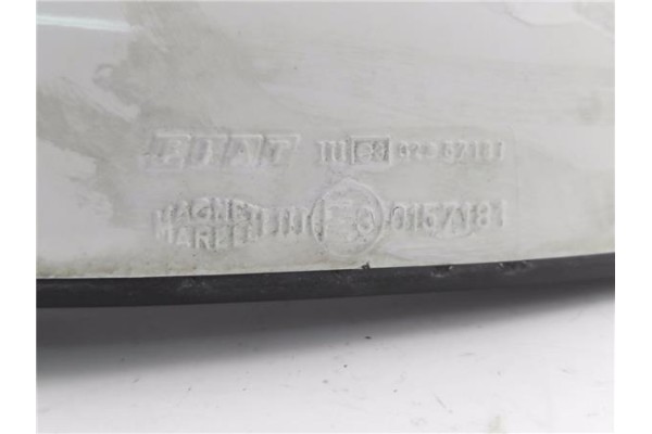 Recambio de retrovisor electrico izquierdo para fiat ii punto (188) berlina 1.2 8v active referencia OEM IAM 0735310075 E3015718
