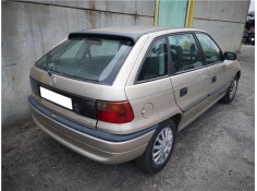 opel astra f berlina del año 1997