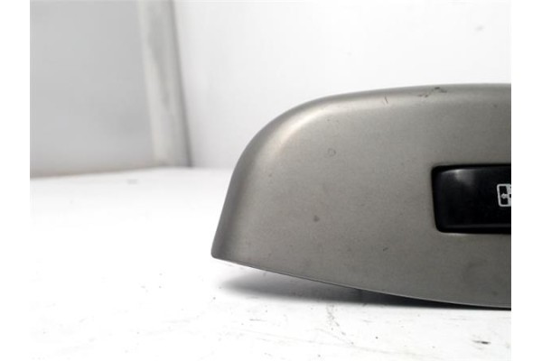 Recambio de mando elevalunas para daewoo kalos 1.4 sport referencia OEM IAM 96425457  