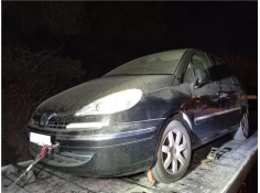 peugeot 807 del año 2010