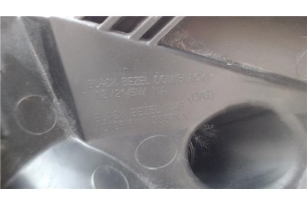 Recambio de faro delantero dcho para kia rio (jb) 1.4 16v referencia OEM IAM 921021G630 92102100R 