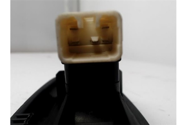 Recambio de mando elevalunas para daewoo kalos 1.4 sport referencia OEM IAM 96425457  
