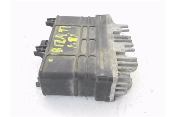 Recambio de centralita para seat ibiza (6k1) 1.8 i referencia OEM IAM 8A0907311H 261203184  Recambio de centralita para seat ibiza (6k1) 1.8 i referencia OEM IAM 8A0907311H 261203184