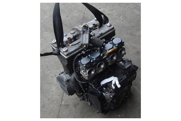 Recambio de motor completo para kawasaki zx 600 a 600 referencia OEM IAM AE067285  