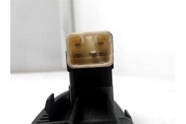 Recambio de mando elevalunas para daewoo kalos 1.4 sport referencia OEM IAM 96425449  