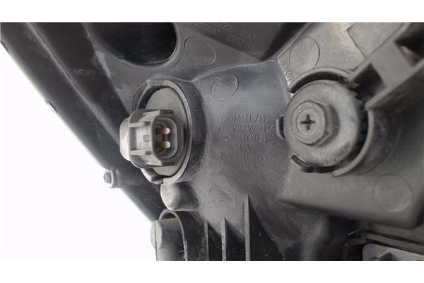 Recambio de faro delantero izquierdo para kia rio (jb) 1.4 16v referencia OEM IAM 921011G630 921011G01 