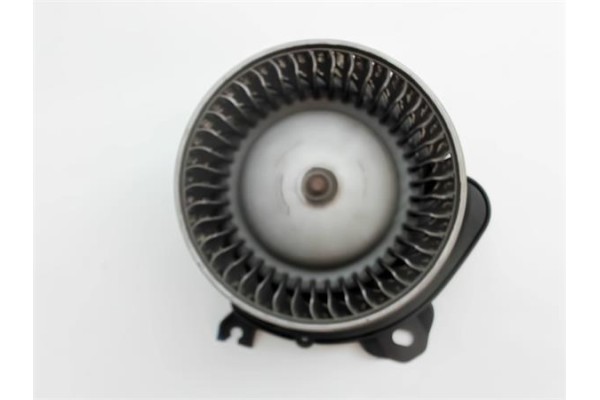 Recambio de motor calefaccion para opel corsa d 1.3 cdti referencia OEM IAM 5D3330100  