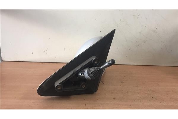 Recambio de retrovisor derecho para kia clarus (1996) 1.8 slx berlina [1,8 ltr. - 85 kw cat] referencia OEM IAM E13015001  