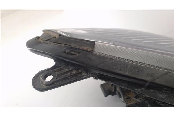 Recambio de faro delantero izquierdo para kia rio (jb) 1.4 16v referencia OEM IAM 921011G630 921011G01 