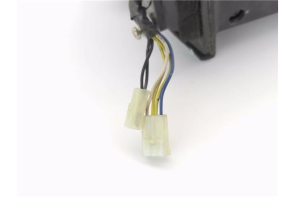 Recambio de retrovisor electrico izquierdo para hyundai galloper santamo 2.0 referencia OEM IAM E4012114  