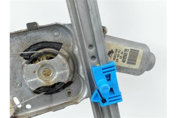 Recambio de mecanismo elevalunas delantero derecho para renault laguna ii (bg0) referencia OEM IAM   