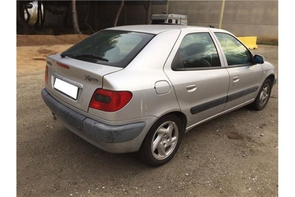 citroen xsara berlina del año 1999