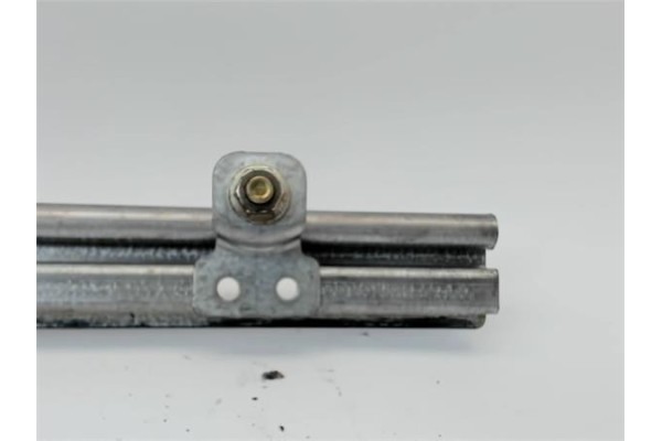 Recambio de mecanismo elevalunas trasero derecho para renault laguna ii (bg0) referencia OEM IAM 8200000558 LTRN124R 