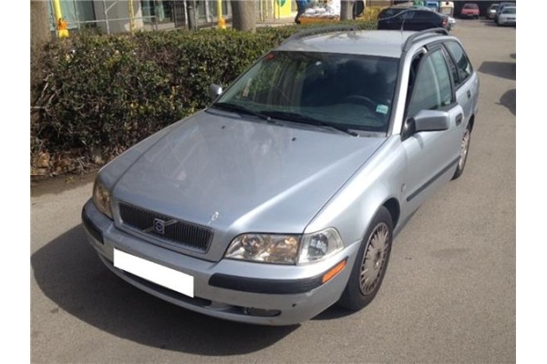volvo v40 familiar (1995) del año 