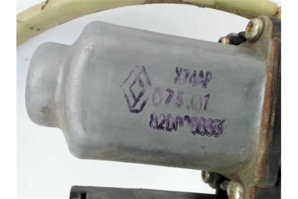 Recambio de mecanismo elevalunas trasero derecho para renault laguna ii (bg0) referencia OEM IAM 8200000558 LTRN124R 