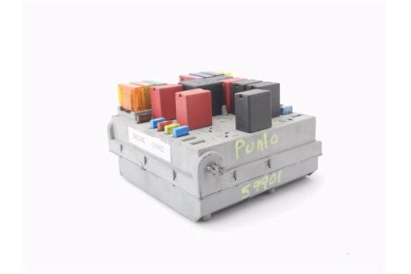 Recambio de caja fusibles/rele para fiat ii punto (188) berlina 1.2 8v active referencia OEM IAM 46835597  