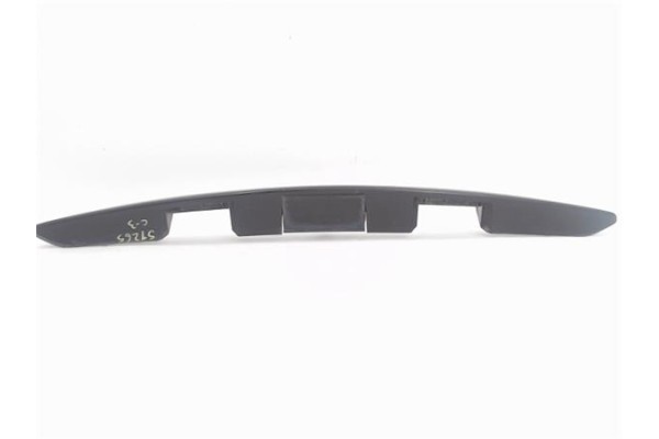 Recambio de moldura porton trasero para citroen c3 1.4 i referencia OEM IAM 9638861177  