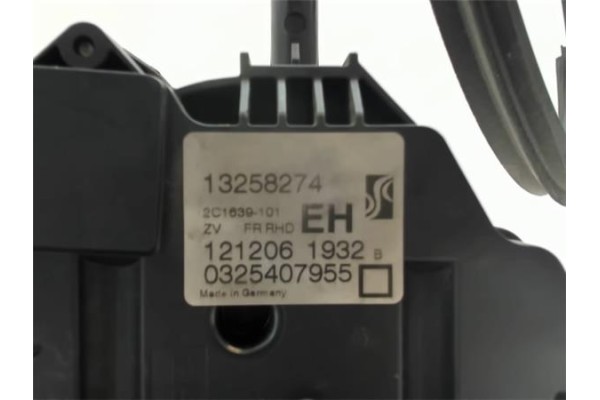 Recambio de cierre electromagnetico delantero derecho para opel corsa d 1.3 cdti referencia OEM IAM 13258274 0325407955 