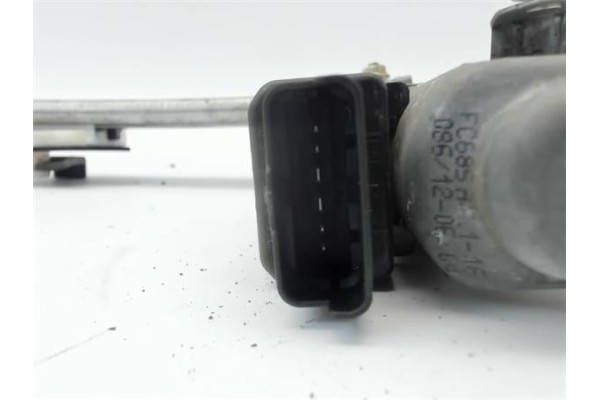 Recambio de mecanismo elevalunas trasero derecho para renault laguna ii (bg0) referencia OEM IAM 8200000558 LTRN124R 