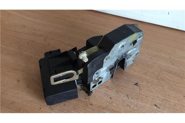 Recambio de cierre electromagnetico delantero derecho para bmw serie 3 berlina (e36) 1.6 316i referencia OEM IAM 8122418 1387606