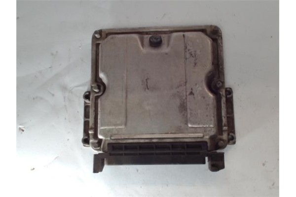 Recambio de centralita para peugeot 306 (7b, n3, n5) 2.0 hdi 90 referencia OEM IAM 9635157680 0281001975 