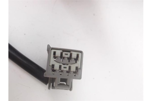 Recambio de retrovisor electrico derecho para ford mondeo berlina (ge) referencia OEM IAM   438 , FIAT | 456 , FIAT | 36 , FORD 