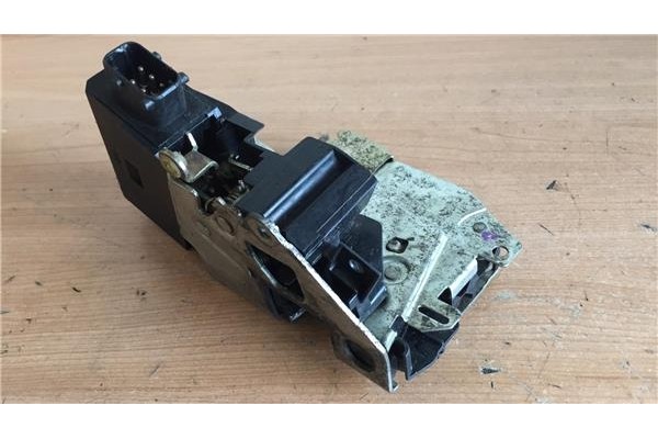Recambio de cierre electromagnetico delantero izquierdo para bmw serie 3 compacto (e36) 1.7 318tds se referencia OEM IAM 8146231
