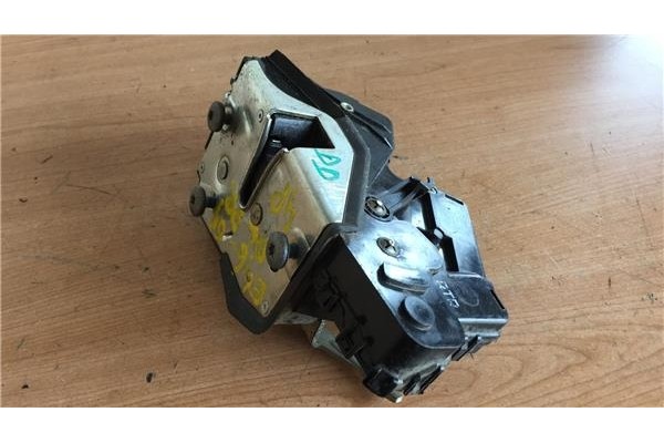 Recambio de cierre electromagnetico delantero derecho para bmw serie 3 berlina (e46) 2.0 318d referencia OEM IAM   