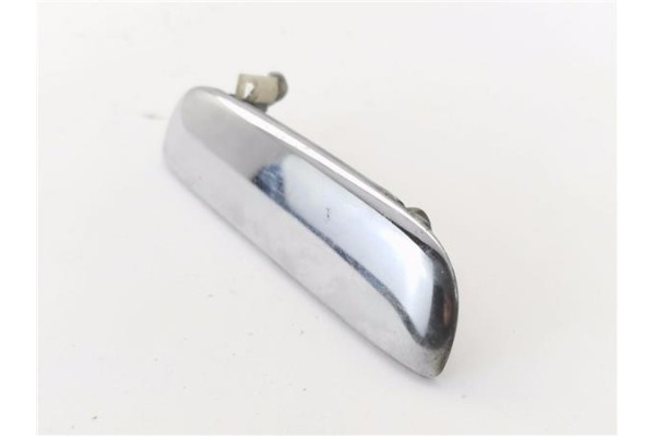 Recambio de maneta exterior delantero derecha para nissan cabstar casbtar e referencia OEM IAM 806060T000  
