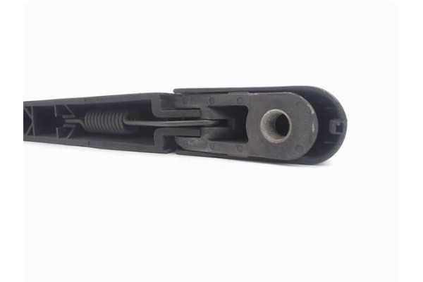 Recambio de brazo limpiaparabrisas trasero para citroen c3 1.4 i referencia OEM IAM 6429T8 642236 642236 , CITROËN | 642236 , PE