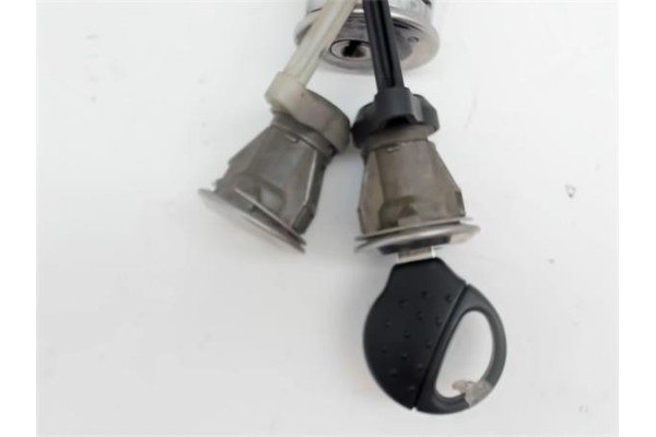 Recambio de clausor para peugeot 206 1.4 i referencia OEM IAM 369023  