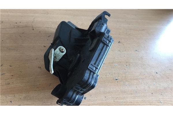 Recambio de cierre electromagnetico delantero izquierdo para bmw serie 3 berlina (e46) 2.0 318d referencia OEM IAM   