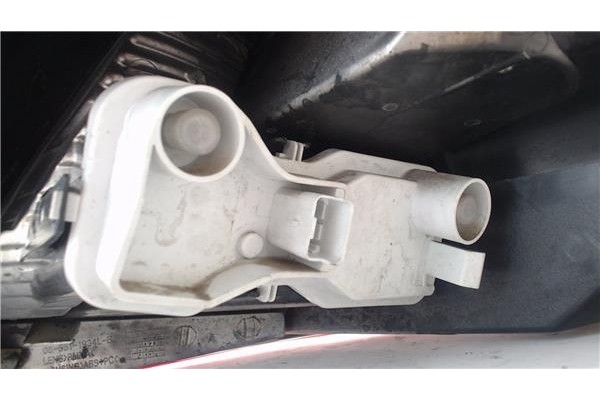 Recambio de piloto trasero izquierdo para renault megane ii (bm0/1_, cm0/1_) 1.6 16v referencia OEM IAM 085511934L 8200073236 