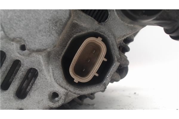 Recambio de alternador para suzuki swift iii (sg) 1.3 referencia OEM IAM 3140084E01 9638275880 3140060G12 , SUZUKI | 3140060G13 
