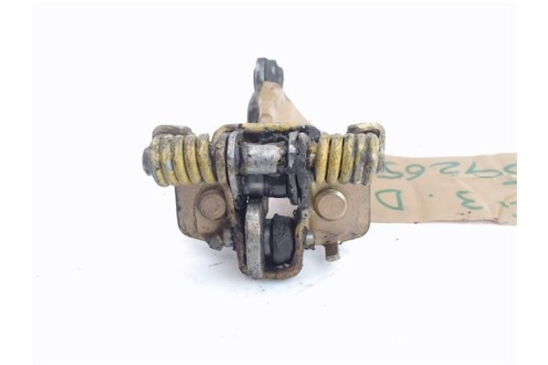 Recambio de bisagra sup. puerta delantero derecha para citroen c3 1.4 i referencia OEM IAM 9035P2  
