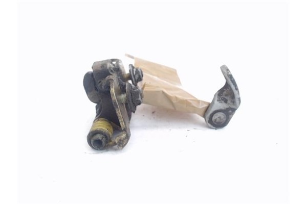 Recambio de bisagra sup. puerta delantero derecha para citroen c3 1.4 i referencia OEM IAM 9035P2  