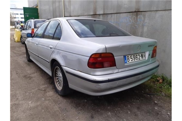 bmw serie 5 berlina (e39) del año 1998
