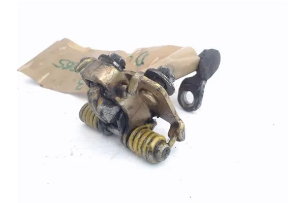 Recambio de bisagra sup. puerta delantero izquierda para citroen c3 1.4 i referencia OEM IAM 9035P0  