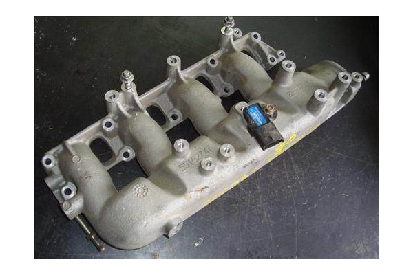 Recambio de colector admision para opel zafira 1.9 cdti referencia OEM IAM   
