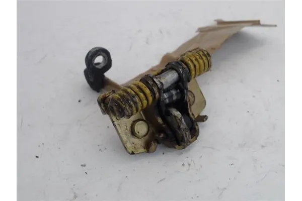Recambio de bisagra sup. puerta delantero izquierda para citroen c3 1.4 i referencia OEM IAM 9035P0  