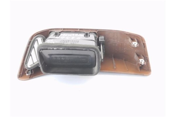 Recambio de rejilla entrada de aire para mitsubishi montero (v60/v70) 3.2 di-d (v68w, v78w) referencia OEM IAM MR40245002 MR4563