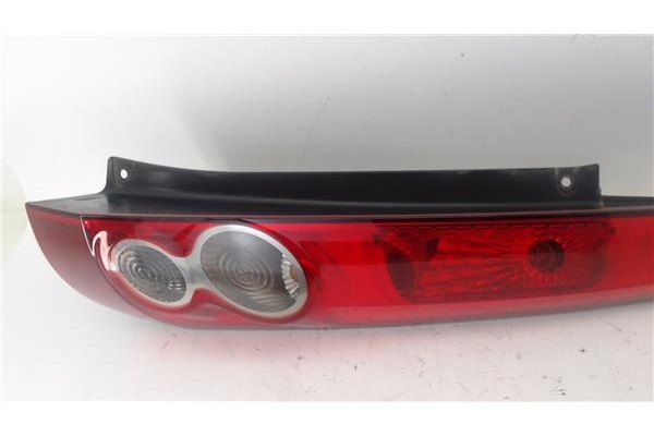 Recambio de piloto trasero derecho para ford fiesta v (jh_, jd_) 1.6 tdci referencia OEM IAM 1437625  