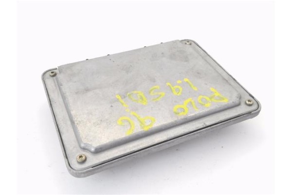 Recambio de centralita para volkswagen polo iii (6n1) 64 1.9 sdi referencia OEM IAM 038906013D 0281001679  Recambio de centralita para volkswagen polo iii (6n1) 64 1.9 sdi referencia OEM IAM 038906013D 0281001679