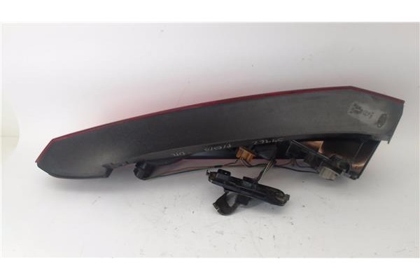 Recambio de piloto trasero derecho para ford fiesta v (jh_, jd_) 1.6 tdci referencia OEM IAM 1437625  