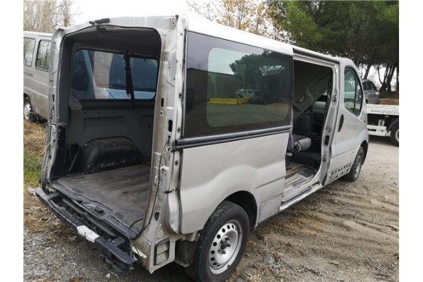 nissan primastar (x83) del año 2005