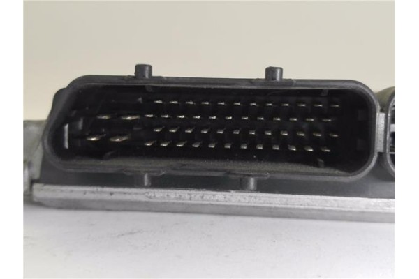 Recambio de centralita para volkswagen polo iii (6n1) 64 1.9 sdi referencia OEM IAM 038906013D 0281001679  Recambio de centralita para volkswagen polo iii (6n1) 64 1.9 sdi referencia OEM IAM 038906013D 0281001679