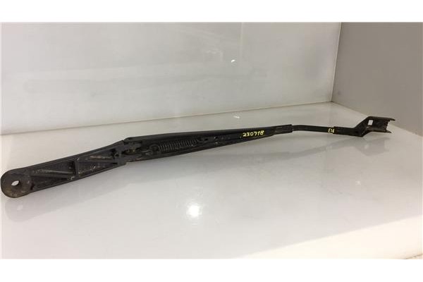 Recambio de brazo limpiaparabrisas delantero izquierdo para volkswagen passat berlina (3c2)(2005) 2.0 tdi 16v referencia OEM IAM