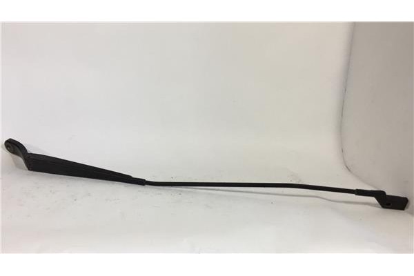 Recambio de brazo limpiaparabrisas delantero derecho para peugeot partner tepee 1.6 hdi referencia OEM IAM B9GAGCP9682974780  