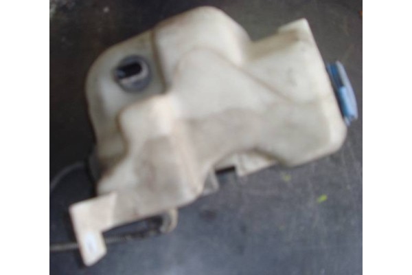 Recambio de deposito limpiaparabrisas para volkswagen golf iv berlina (1j1)(1997) 1.6 referencia OEM IAM   